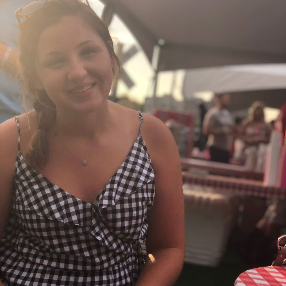 Meet your Posher, Angela